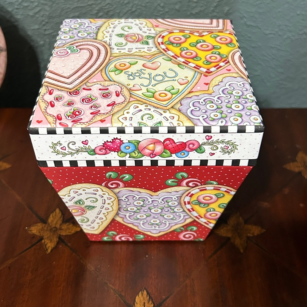 Mary Engelbreit storage boxes - Picture 6 of 12